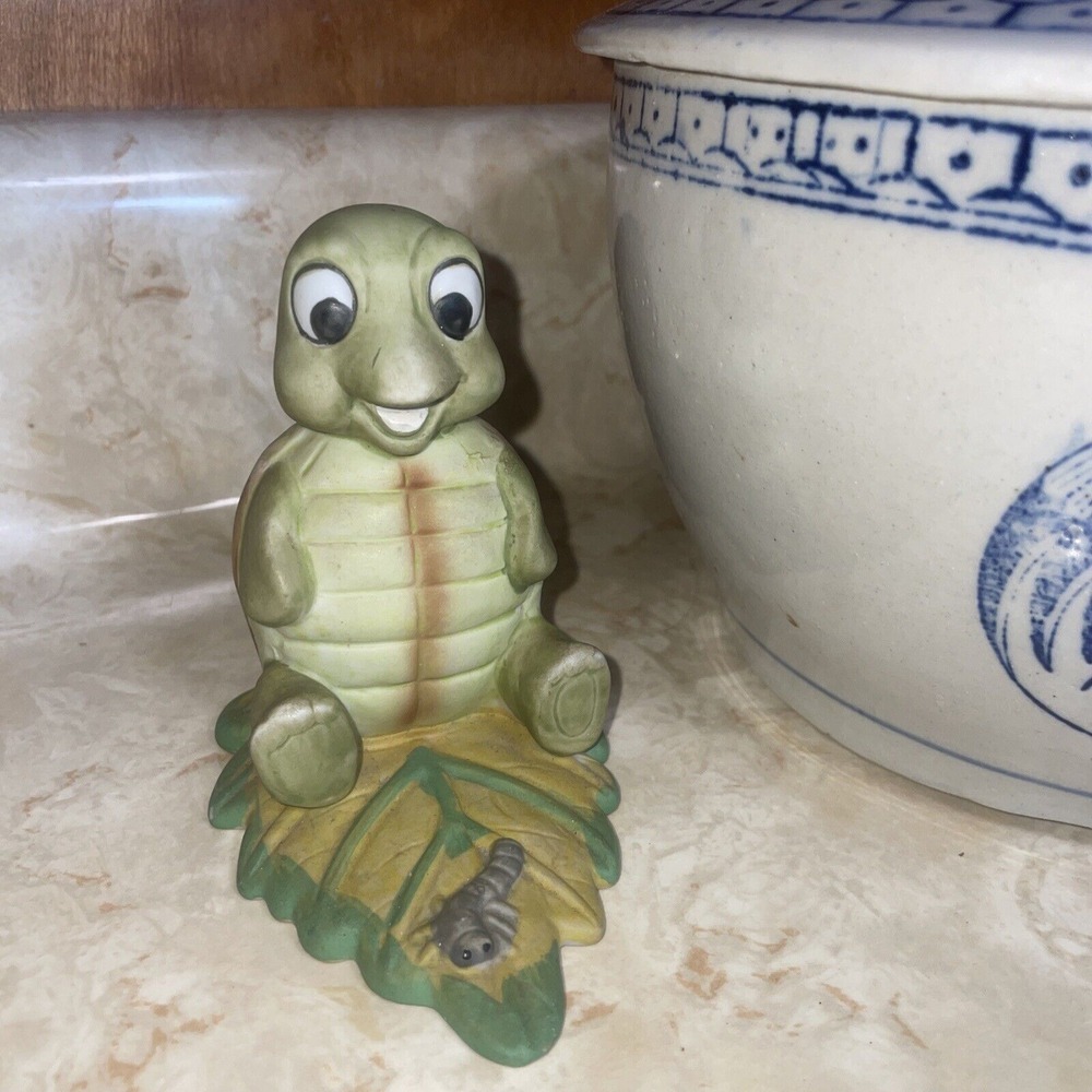 Homco Home Interiors Turtle Leaf 4" Figurine 1123 Porcelain With Caterpillar